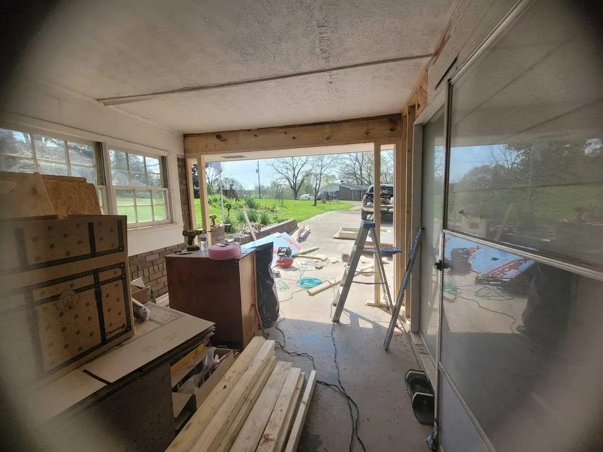 Air movers and dehumidifier for Water Mitigation Services in Mayfield